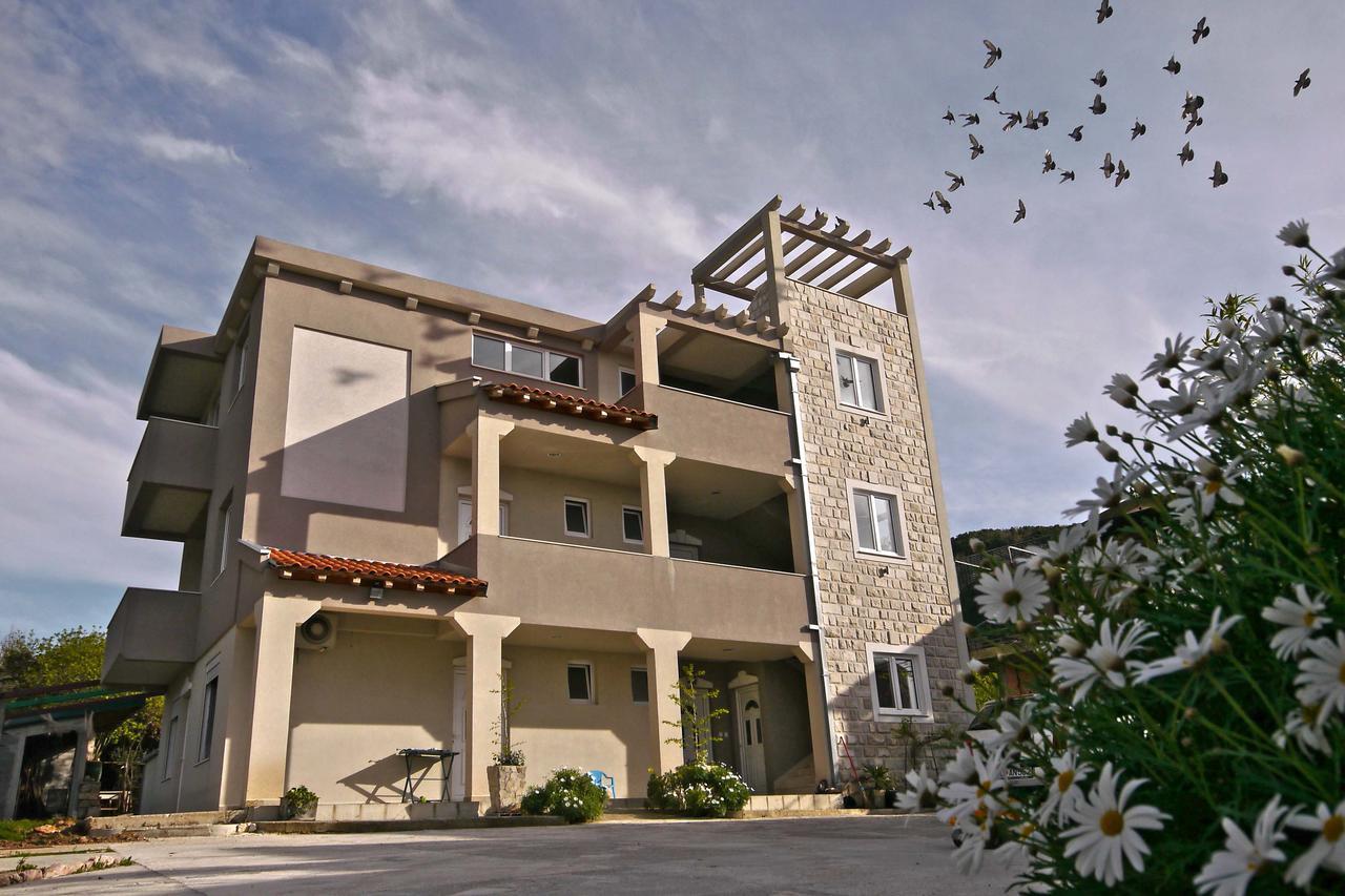 Mirta Apartments Family Farm Budua Esterno foto