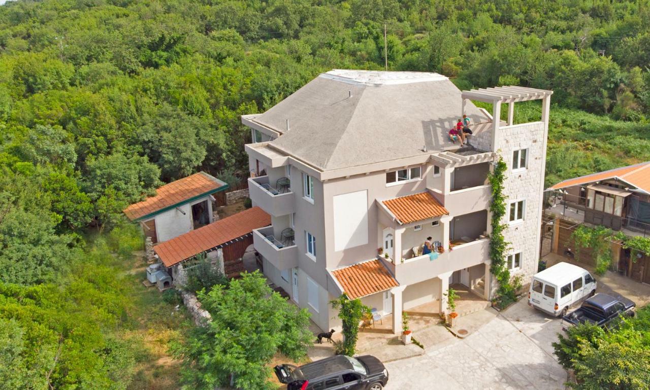 Mirta Apartments Family Farm Budua Esterno foto